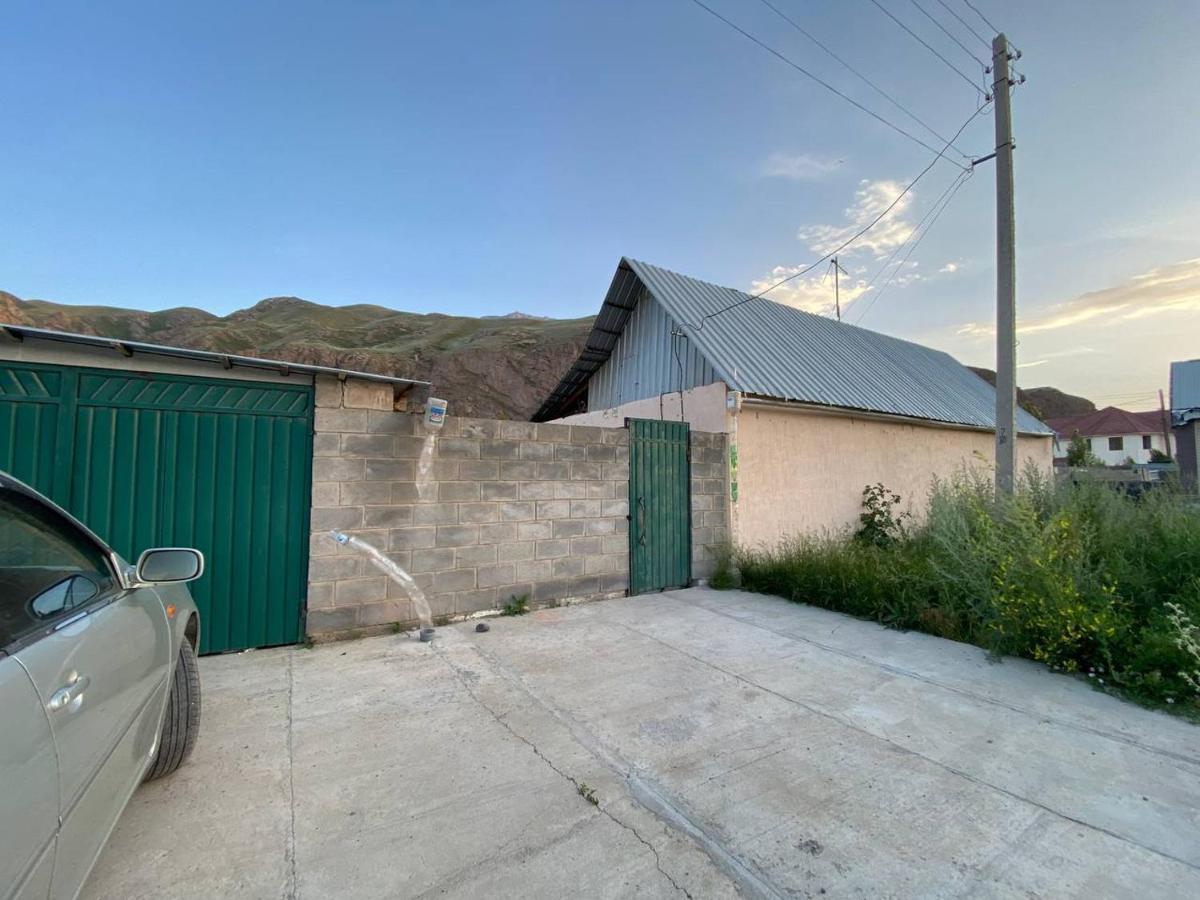 Rozalinda Guesthouse Naryn Zewnętrze zdjęcie