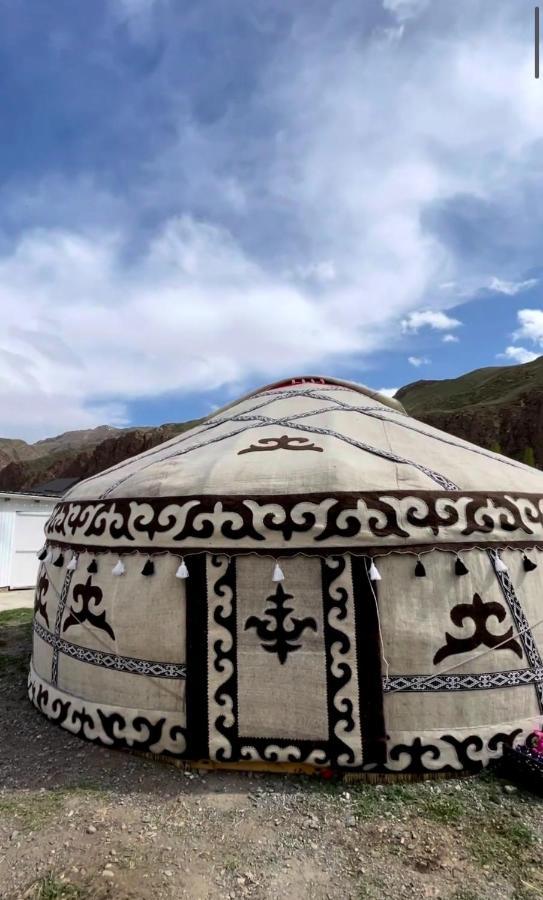 Rozalinda Guesthouse Naryn Zewnętrze zdjęcie